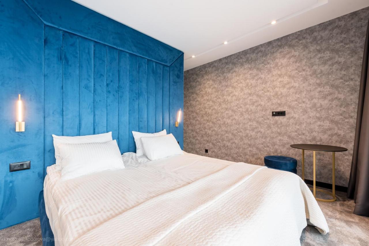 וארנה Lotus Luxury Rooms מראה חיצוני תמונה